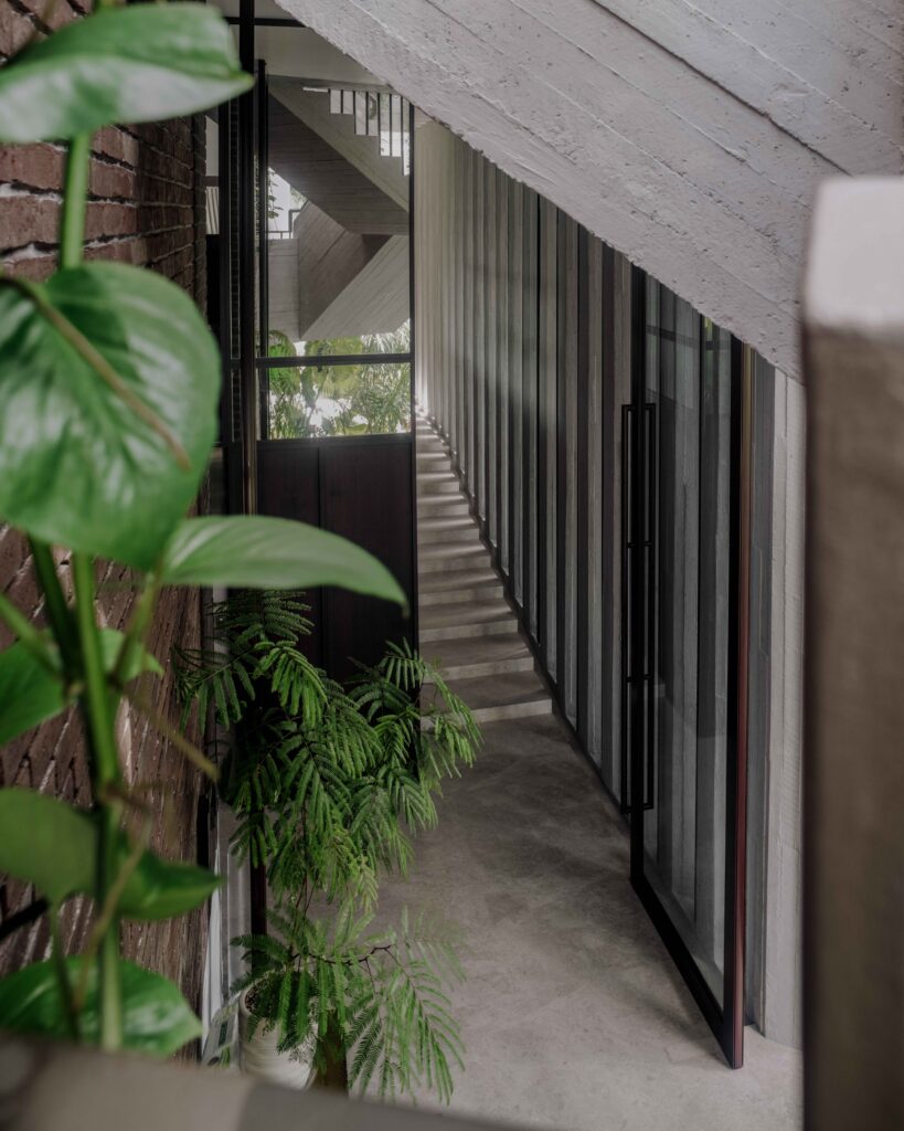 Simplified 158E Coronation-23-10