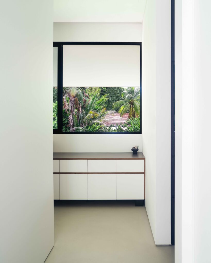 Simplified 158E Coronation-44-20